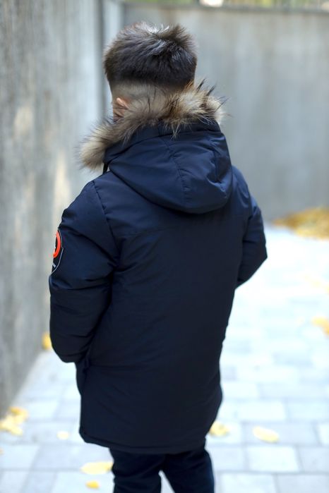 Зимняя куртка на мальчика