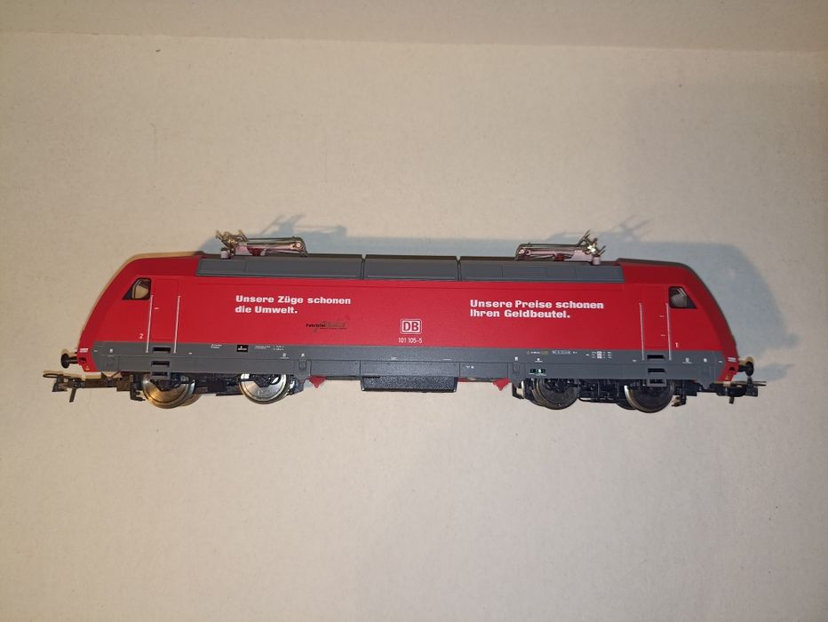 Locomotiva PIKO BR101