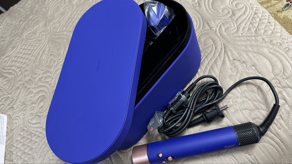 Дайсон стайлер синий