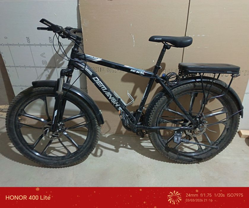 Velosiped (velik)  sotiladi.