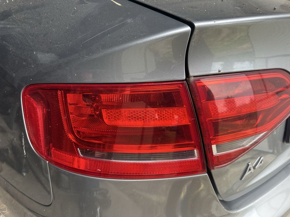 Stop/stopuri lampa/lampi stanga/dreapta haion aripa audi a4 b8  tripa/triple sedan/berlina