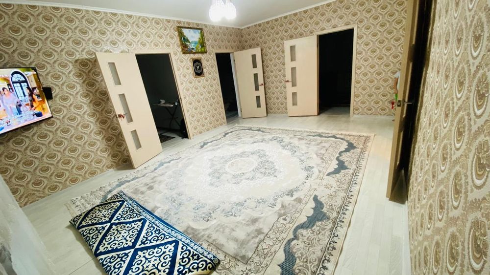 Барлық жағдайы жасалған үй сатылады.