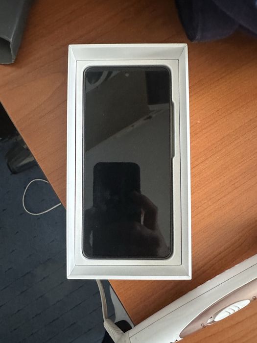 Oppo A5 pro 5 g se vinde numai in ploiesti , nu trimit prin curier