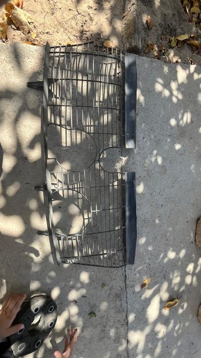 Запчасть для мерседес w210