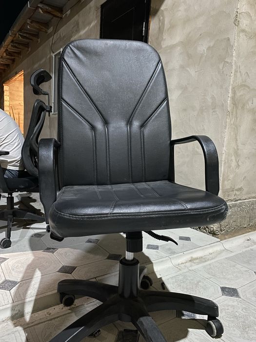 Кожанные кресло