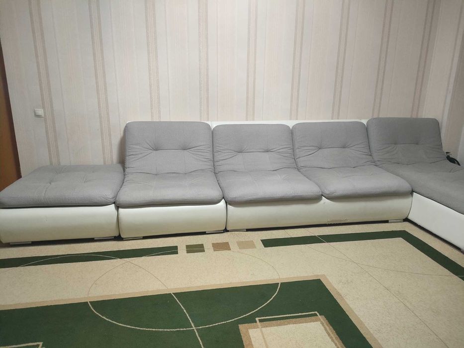 Продам большой диван трансформер