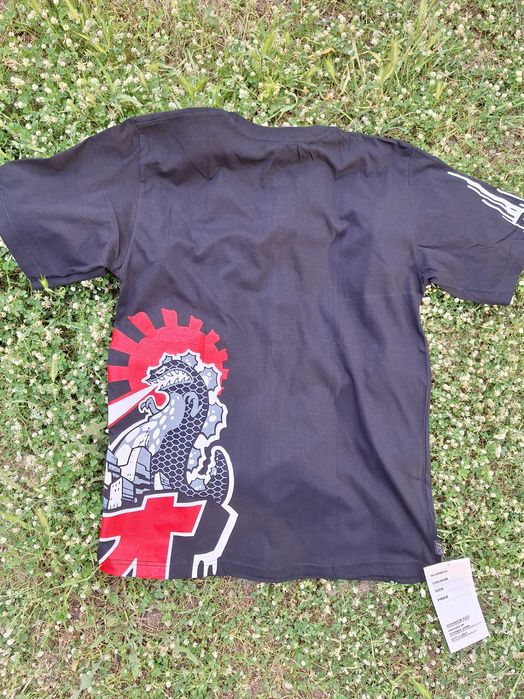 Мъжки тениски с японска тематика