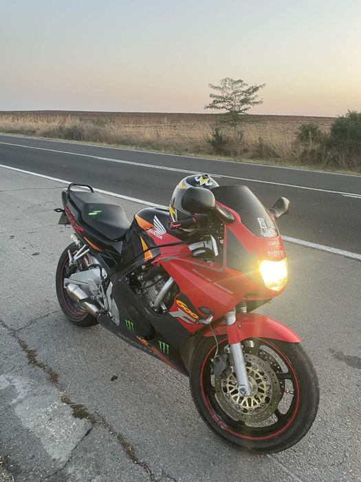 Honda cbr f3 600