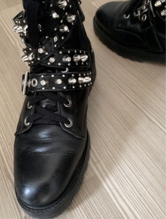 Ghete Zara din piele naturala