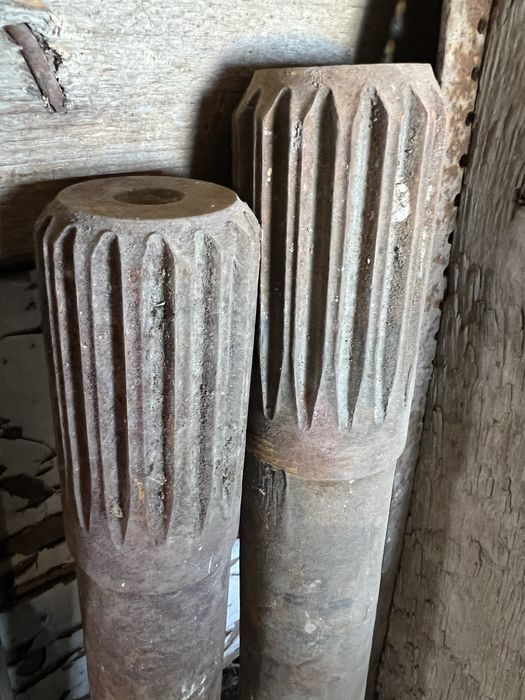 Продам полуось-Камаз