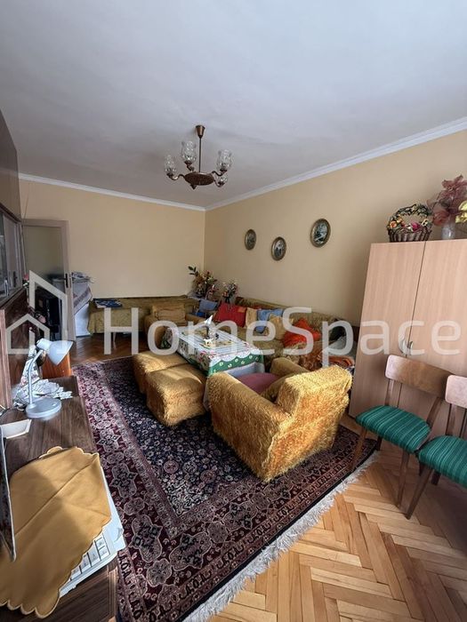 Продава се Двустаен апартамент в София, Гоце Делчев - 75 кв.м за 1541 €/кв.м - Снимка #1