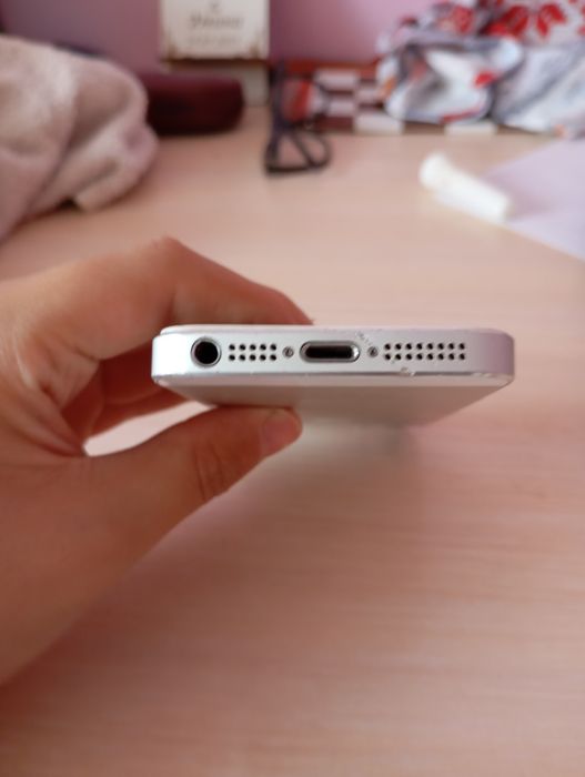 Iphone 5 на запчасти