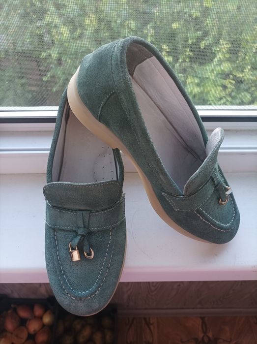 Туфли -лоферы р.35