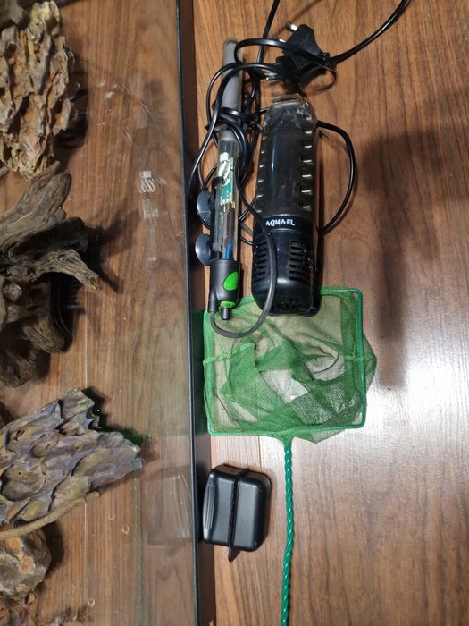 Acvariu complet echipat 100 litri