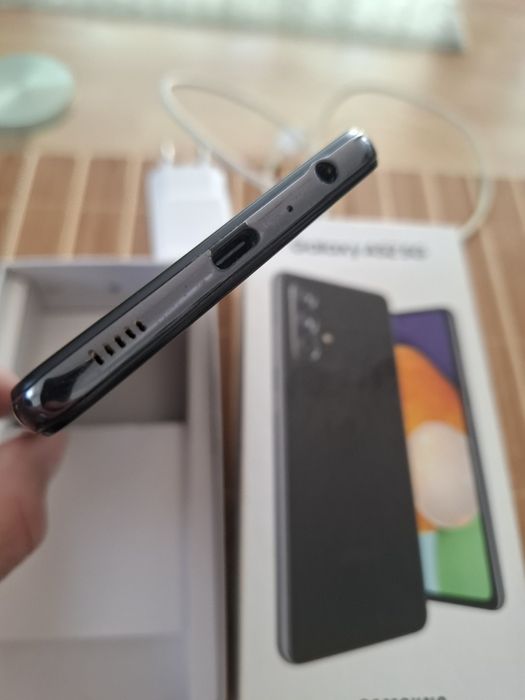 Продавам Samsung a52 5G