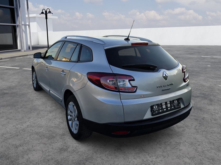 RENAULT Megane 2015 — imagine 3