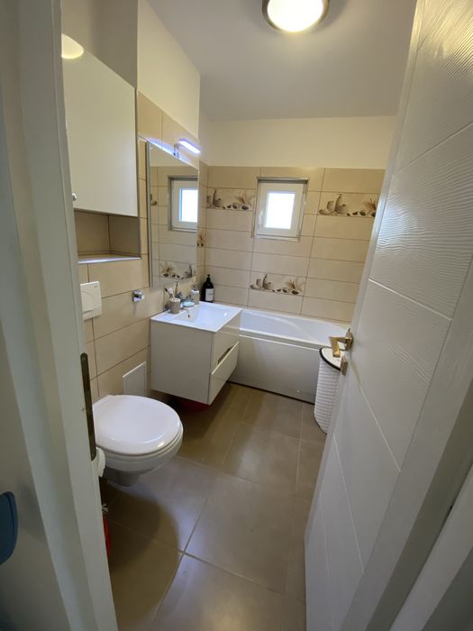 Apartament 2 camere decomandat, renovat complet - etaj 3/4, zona de su