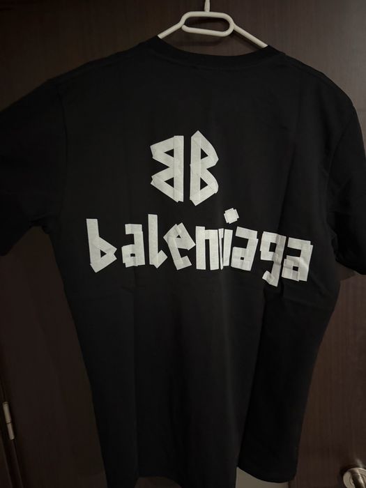 tricou balenciaga