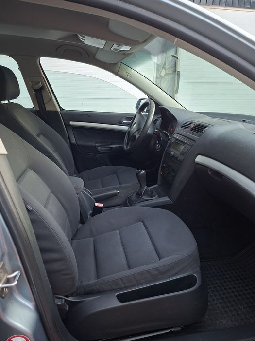 Skoda Octavia 2.0 diesel, 140CP, 6 trepte, înmatriculată, acte valabile