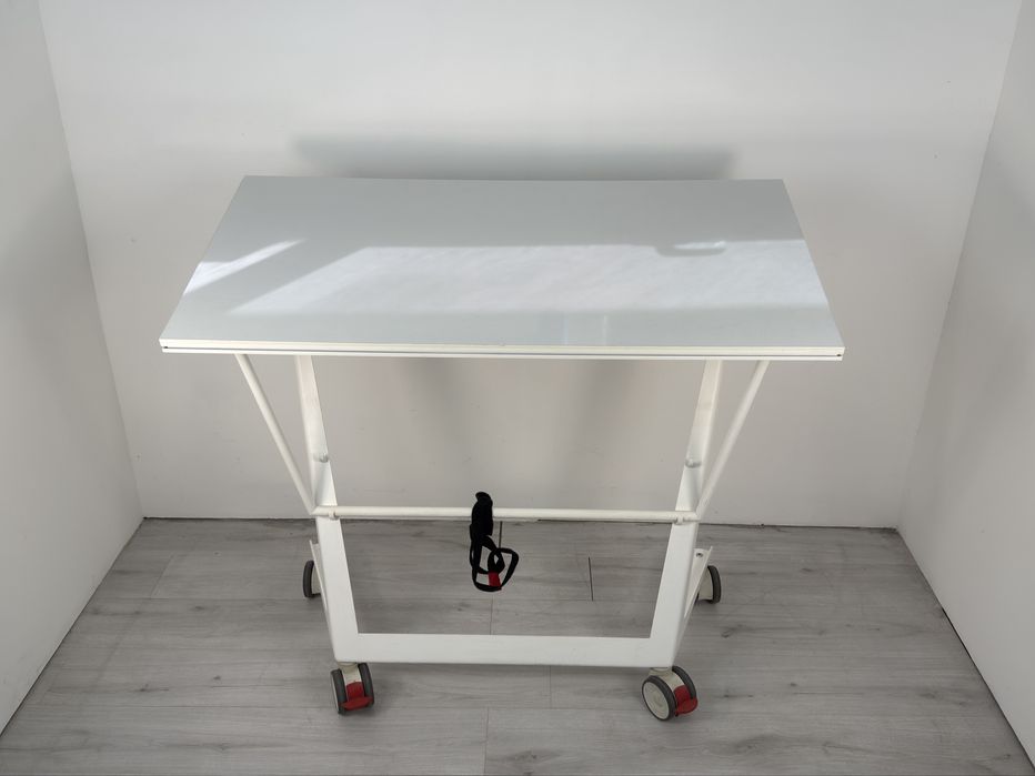 дизайнерско проучване работна маса  внос от германия