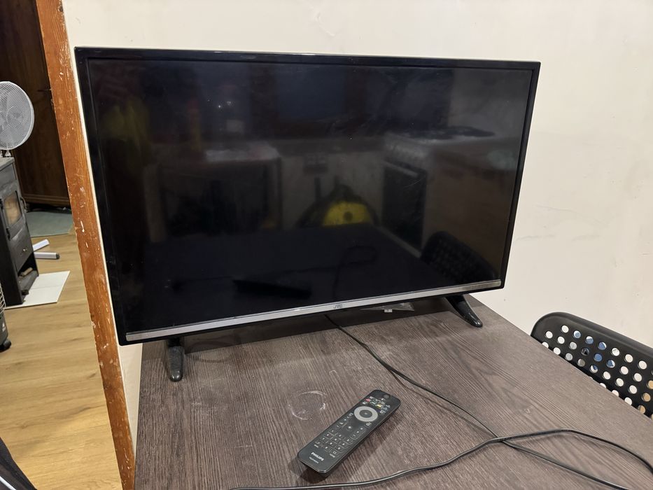 телевизор JVC 32”