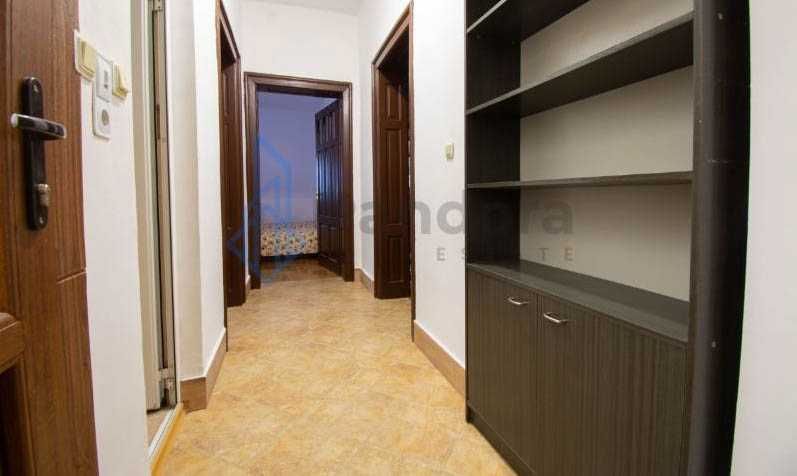 Дава се под наем Тристаен апартамент в София, Център - 100 кв.м за 520 € - Снимка #7