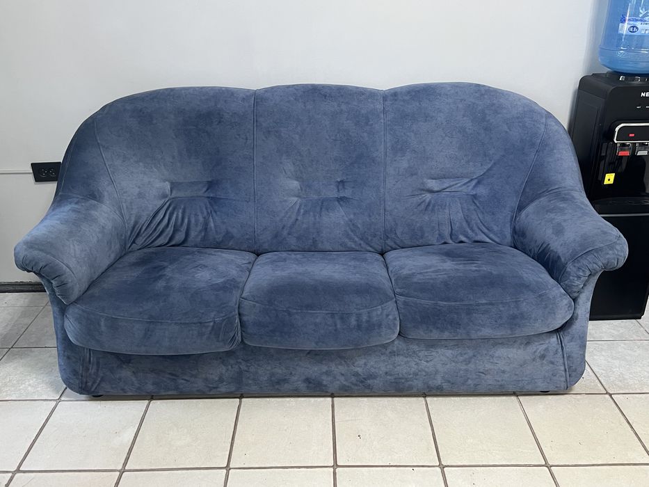 Диван в хорошем состоянии