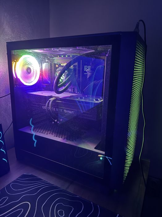 Мощен Gaming Setup