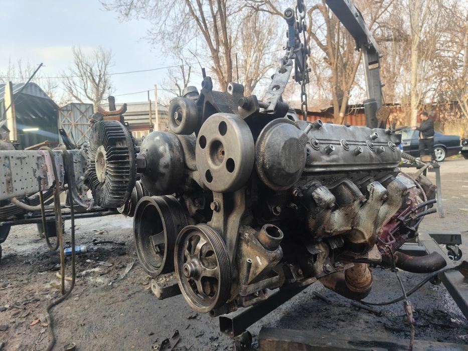 Двигатель LQ9 — Cadillac Escalade 
Вмести с коробкой 6 ступкой