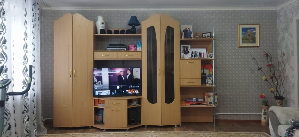 Малогабаритная стенка