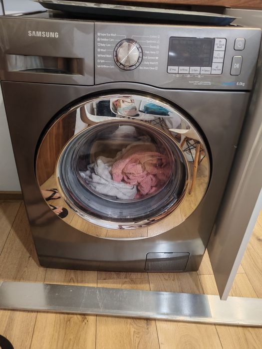 Vând placa electronică mașina Samsung