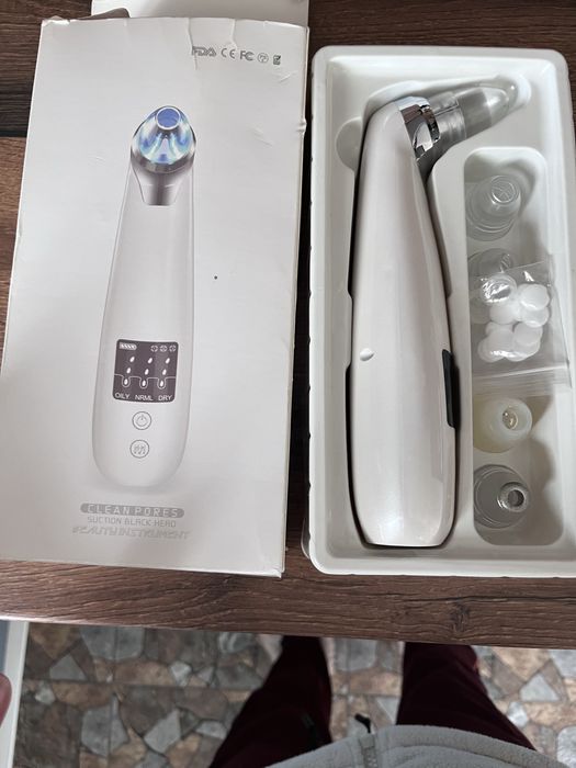 Почистващ уред за лице Pore clean