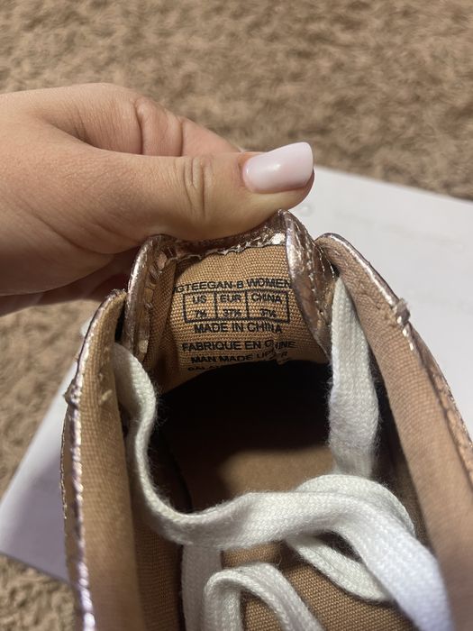 Adidasi Guess originali