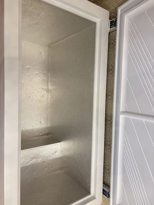 Продаю морозильник Pozis