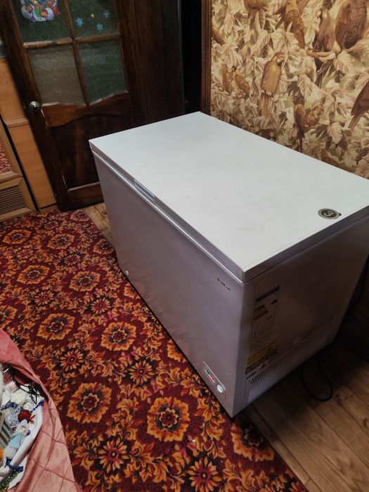 Ларь, морозильная камера