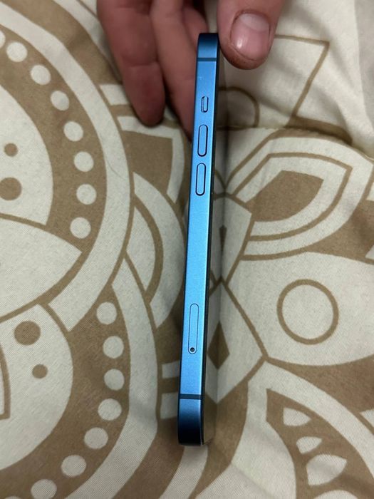 iPhone 13 в отлично състояние
