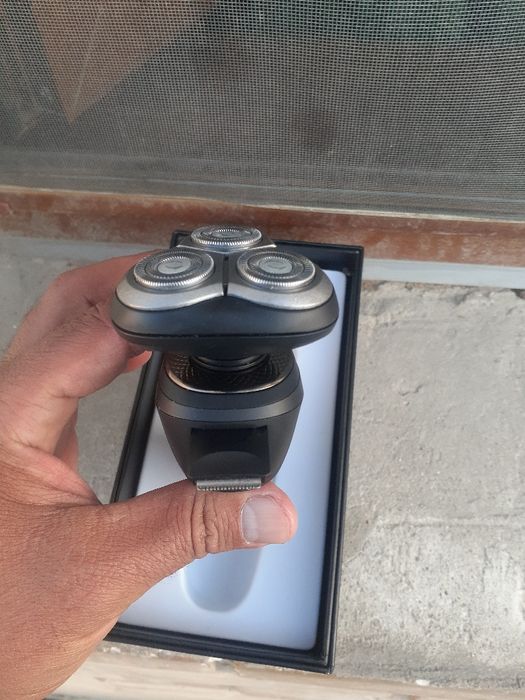 Бритва электрическая из росси