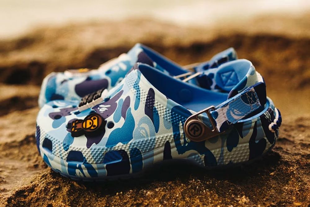 ХИТ! Камуфляжные BAPE Crocs под заказ