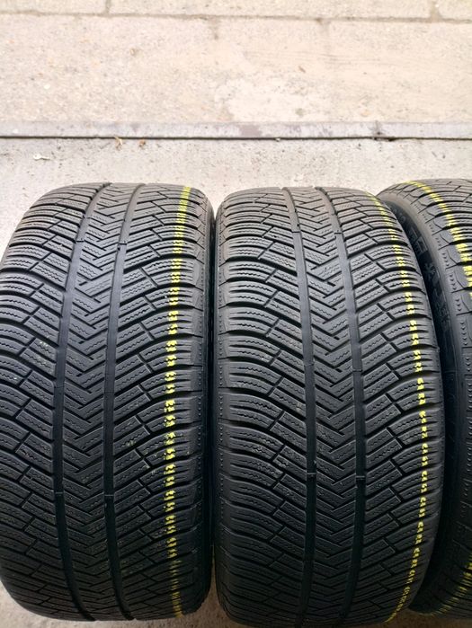 4 anvelope de iarna Michelin 255/45 R19 dot 1618