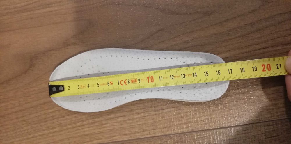 Пантофи и джапанки