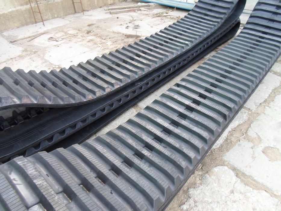 Резиновая гусеница для экскаватора