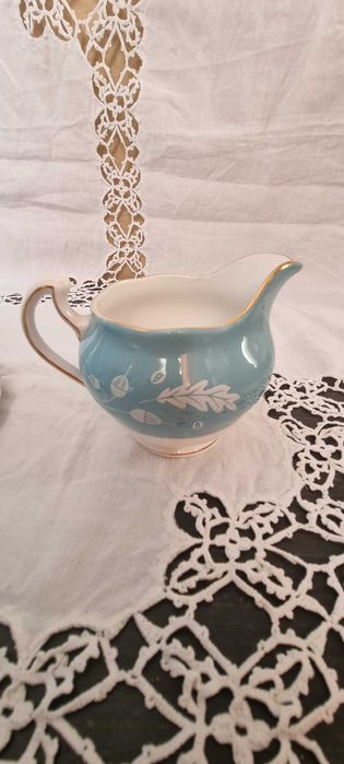 Английски сервиз от костен порцелан, Colclough