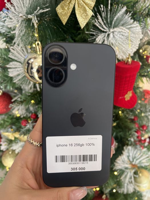 iPhone 16 в идиальном состоянии