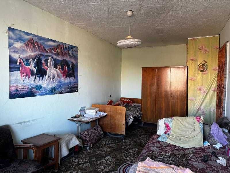 Продам 1,5 на Абая 3