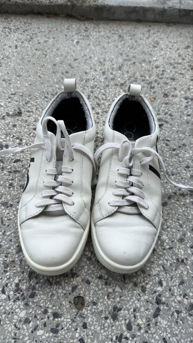 Маратонки бели оригининални