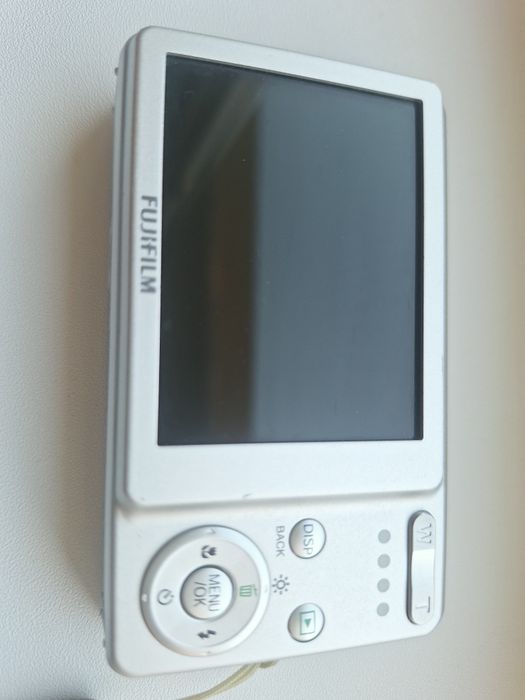 Fujifilm FinePix J10