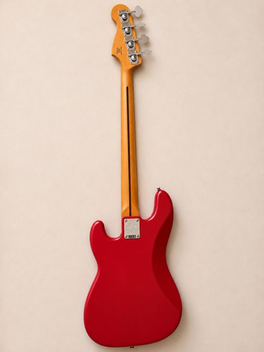Squier 40th anniversary precision bass бас гитара