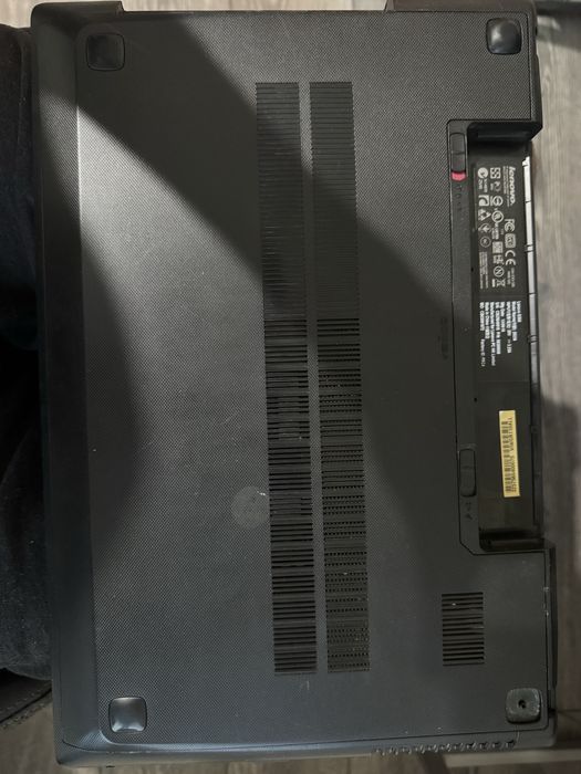 Piese!!! Laptop Lenovo Nefunctional