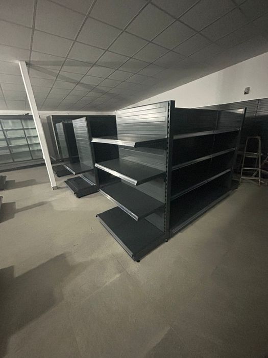 Rafturi metalice noi pentru magazine