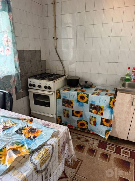 O’zimni uyimni Chilonzor 8 kvartalda ijaraga beraman. 2 xona 4 etaj.